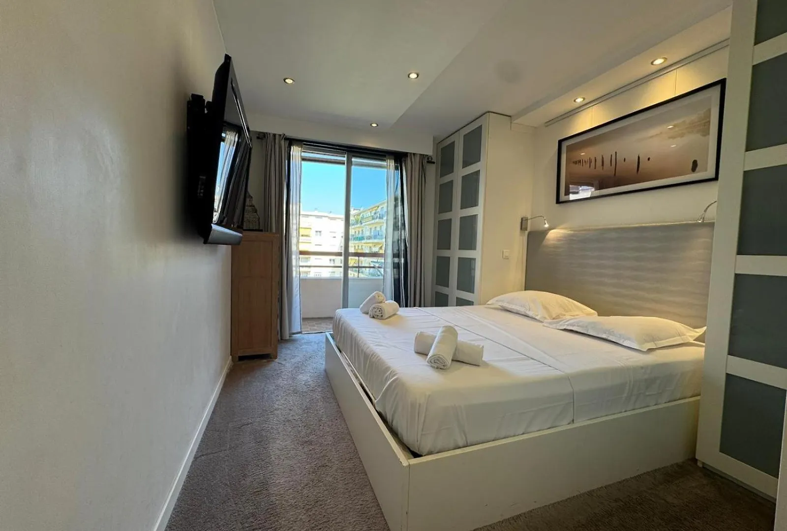 Siena - Appartement 6 Personnes Avec Terrasse Et Jacuzzi Plein Coeur Centre-Ville Quartier Du Port De Nice France